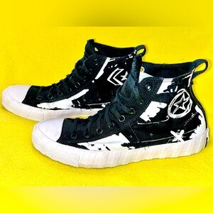 CONVERSE - UNT1TL3D Script HighTop Shoes - Black/White - Mens 10  EU 44 AWESOME